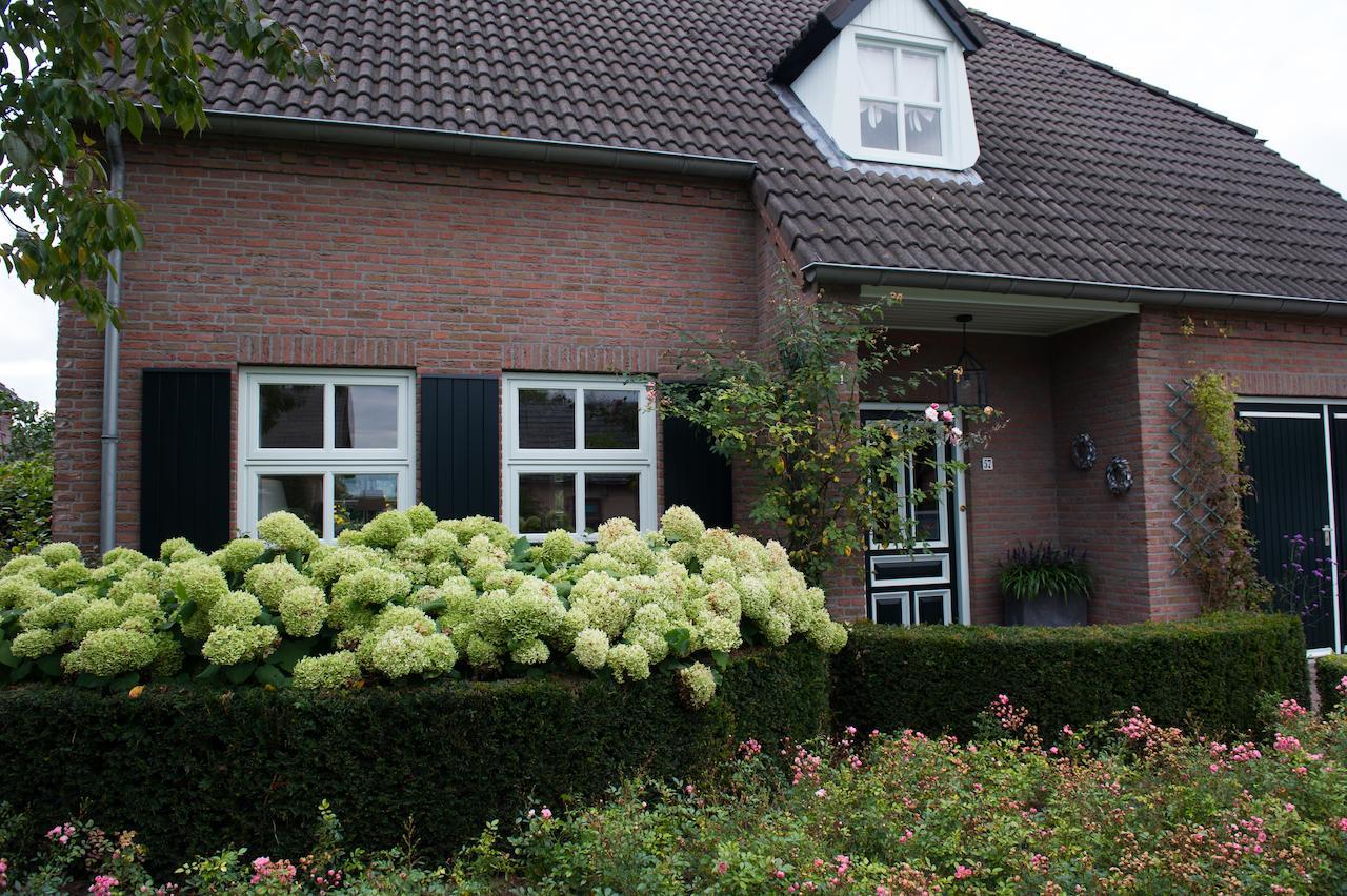 B&B Aan De Burgt Boekel Buitenkant foto